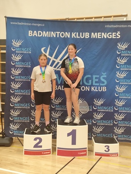 1. Mladinski turnir Li-Ning lige - Mengeš Šest medalj in eno četrto mesto (2)